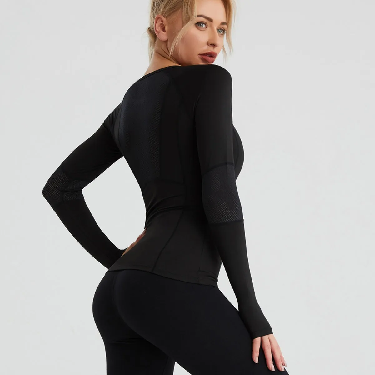 *APP EXCLUSIVE* Long Sleeve Round Neck Sports Top