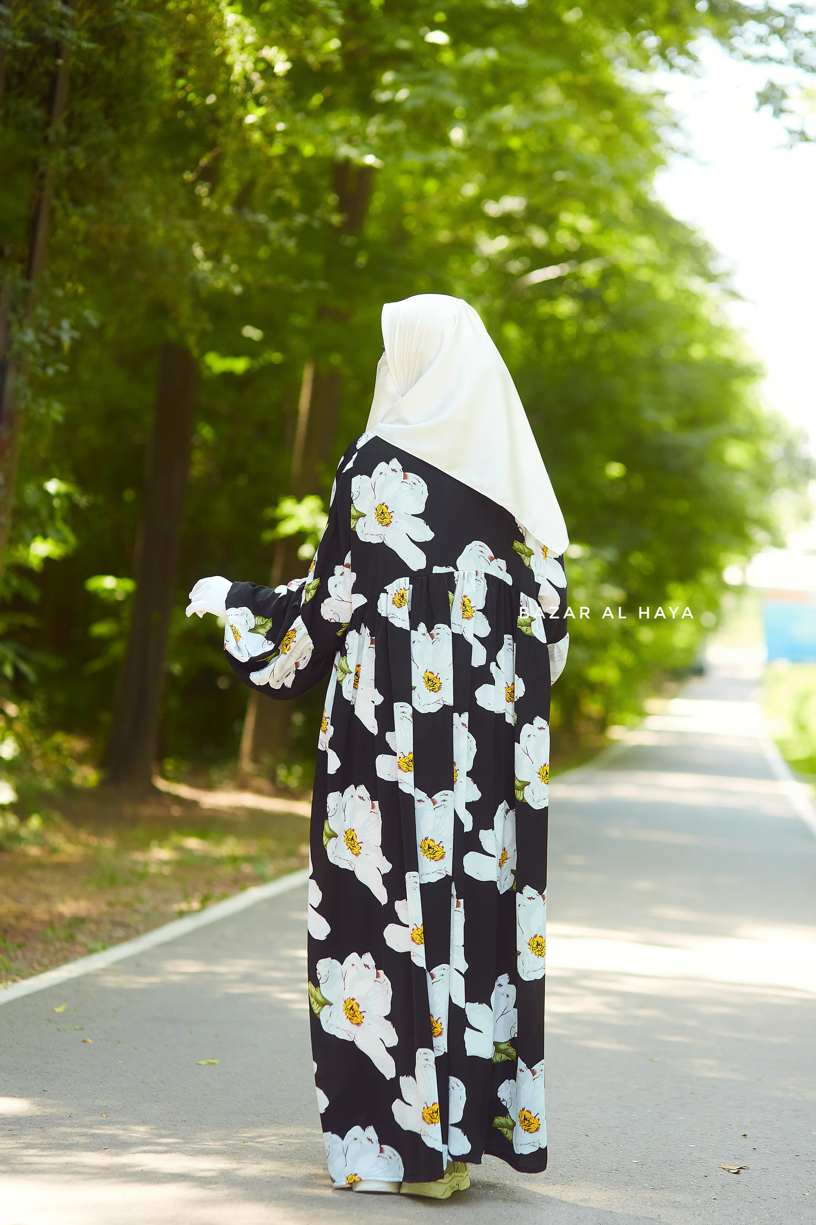 Black Muna Loose Fit Summer Abaya Dress - Viscose Cotton & Daisy Flower Print