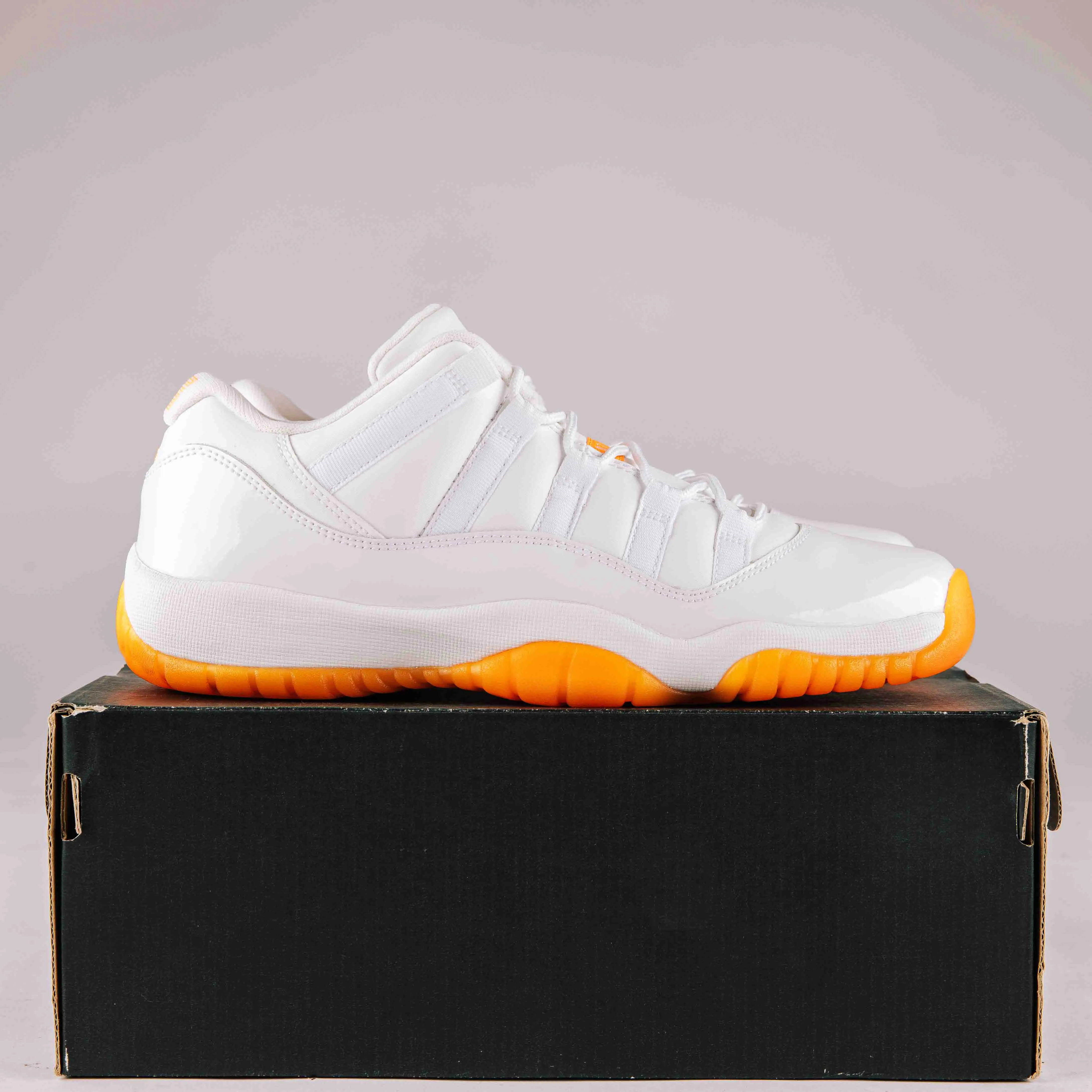 Jordan 11 Retro Low Citrus (2015) GS - Used - 0024