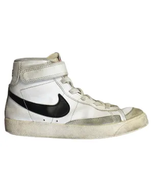 Nike Sneakers 6T - 7Y (EU31)