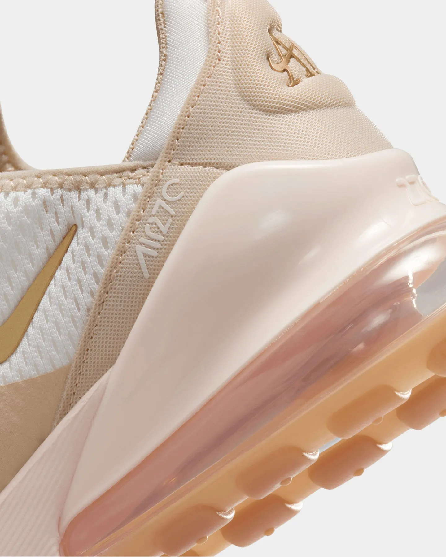 Nike Women's Air Max 270 SE Sail/Amber Brown